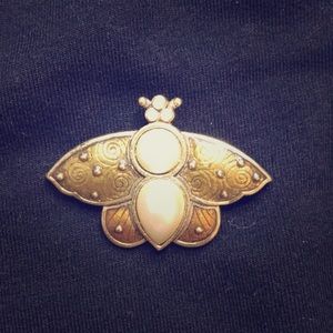 gold and pearl butterfly brooch